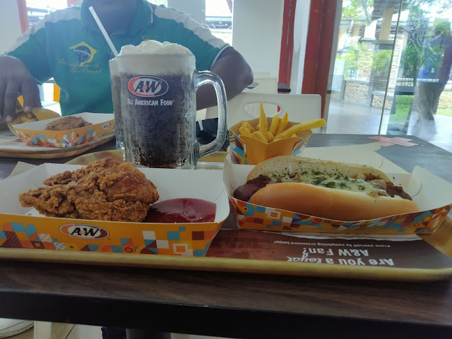 Opinii despre A&W R&R Tapah Southbound în Tapah - Gastronomi dan perhotelan