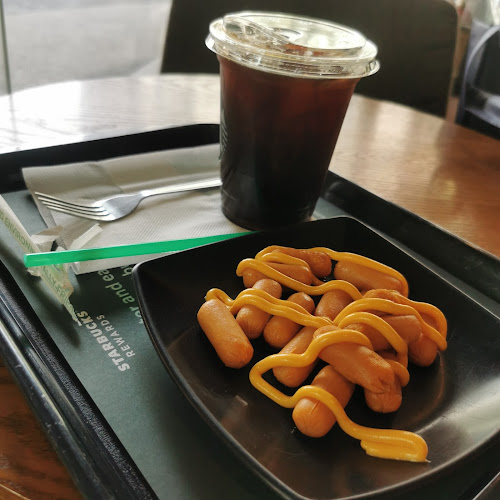 Starbucks Mall of Medini - Gastronomi dan perhotelan