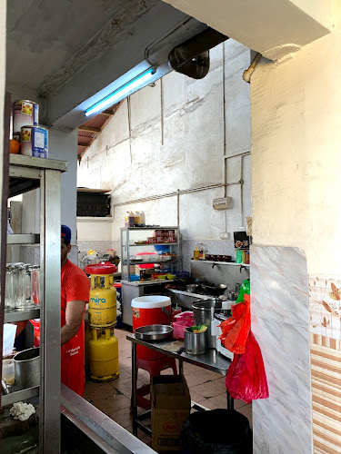 Madras Cafe - Gastronomi dan perhotelan