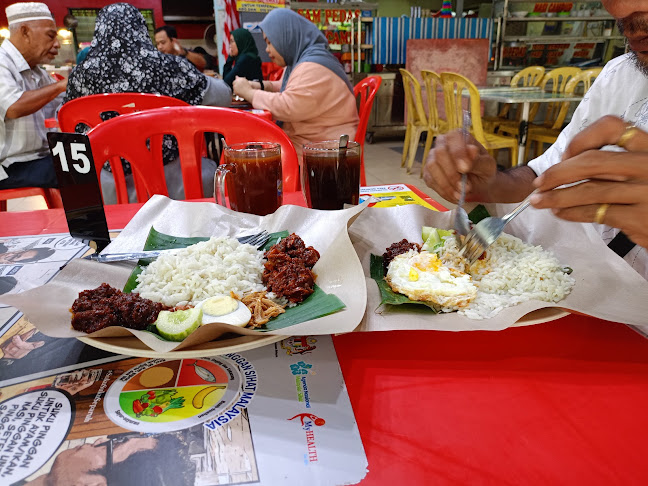 Nasi Lemak Ejam Ayer Keroh - Gastronomi dan perhotelan