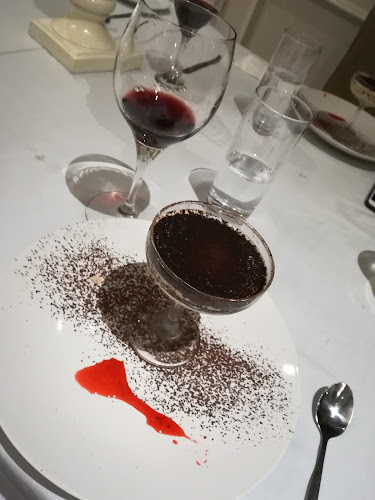 Opinii despre Deluxcious Spa & Restaurant în George Town - Gastronomi dan perhotelan