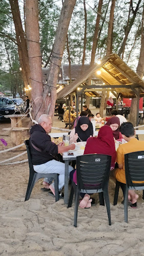 DPerahu ThaiFood - Kampung Raja