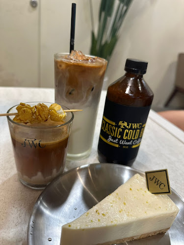 Opinii despre JWC, The Factory 30 în Johor Bahru - Gastronomi dan perhotelan