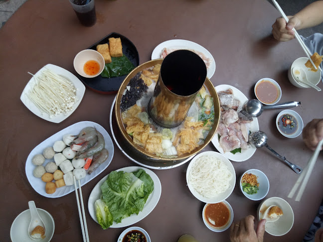 Eam Huat Charcoal Steamboat Restaurant - George Town