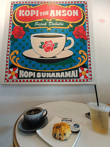 Comentarii opinii despre Cape Red Cafe