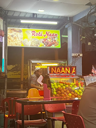 Restoran Al-Azmi Bistro - Gastronomi dan perhotelan