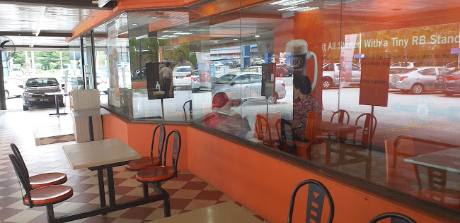 A&W - Gastronomi dan perhotelan