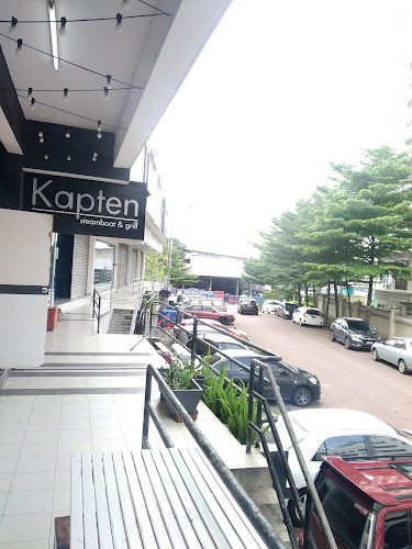 Kapten Steamboat and Grill - Gastronomi dan perhotelan