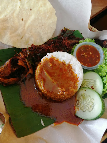 Comentarii opinii despre Warong Kawe Manjung