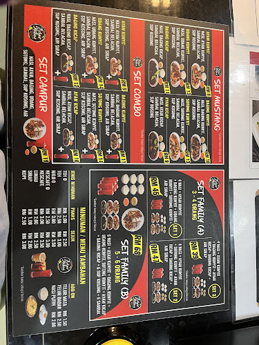 Restoran Azhar Station Ayam Goreng Kunyit (Putrajaya)