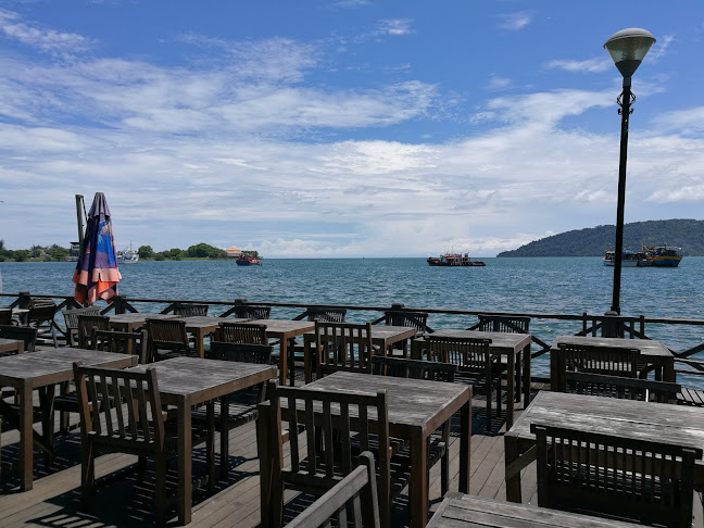 Comentarii opinii despre Toscani's Wine & Dine Cafe