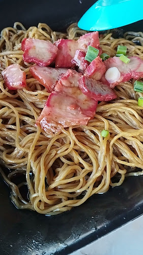 Opinii despre Kedai Makanan dan Minuman Nagaria în Chemor - Gastronomi dan perhotelan