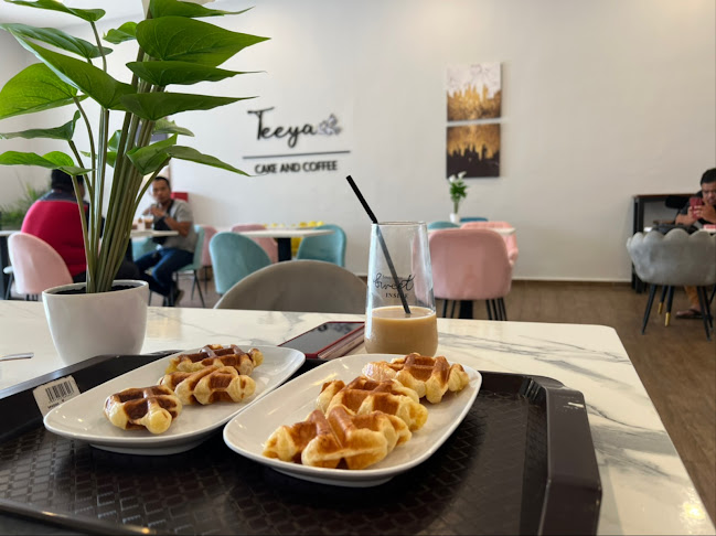 Opinii despre TEEYA CAKE HOUSE în Chukai - Gastronomi dan perhotelan