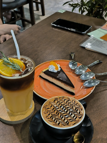 Indah, Lot 1, Blok 10, Tingkat Bawah, Batu 4, Jalan Utara, Bandar Indah, 90000 Sandakan, Sabah