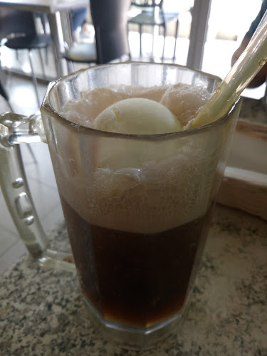 IT Roo Café - Gastronomi dan perhotelan