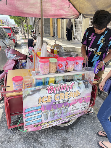 Opinii despre Baba ice cream în Kota Bharu - Gastronomi dan perhotelan