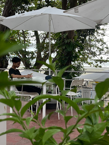 Colourful Beach Cafe @PDGH - Gastronomi dan perhotelan