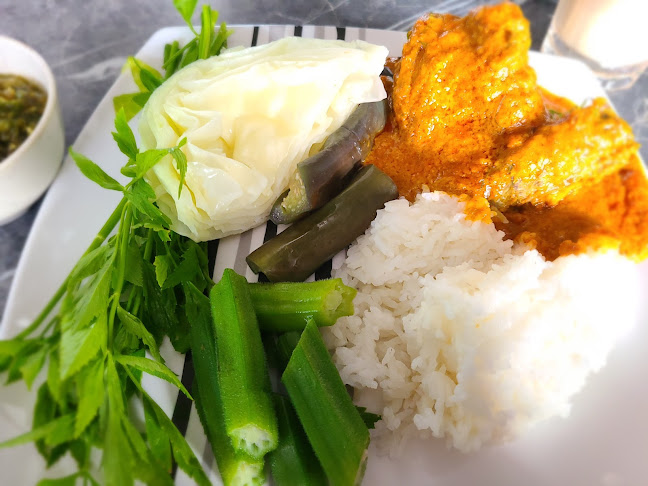 Warong 2000 Petra Jaya - Kuching