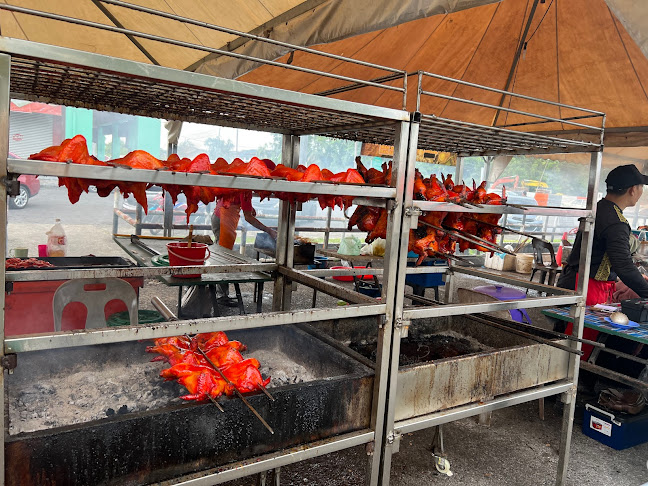 Sunday Market (Medan Niaga Satok) - Gastronomi dan perhotelan