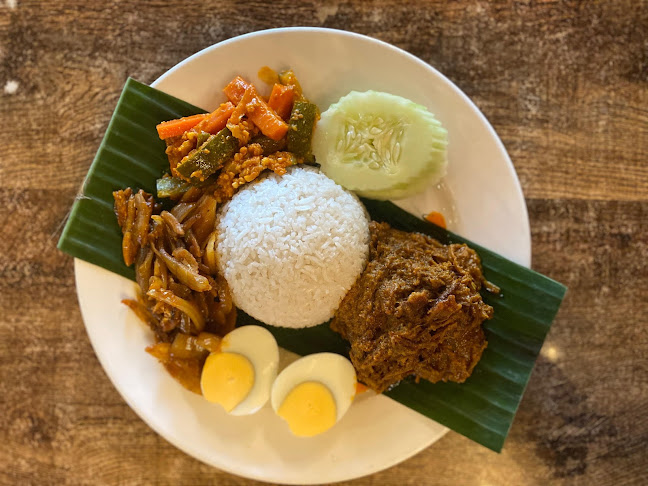 Madam Kwan’s Imago Mall, Sabah - Gastronomi dan perhotelan