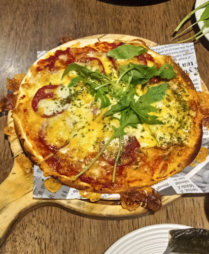 CAMPER 1991 - Gastronomi dan perhotelan