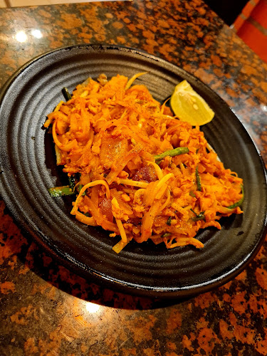 Phad Thai Restaurant - Gastronomi dan perhotelan