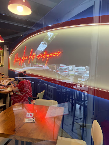 Opinii despre AnMour Cafe SS2 PJ în Petaling Jaya - Gastronomi dan perhotelan