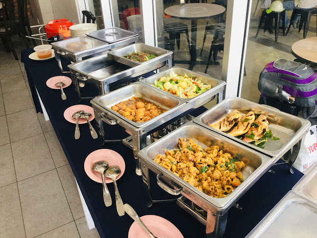 FLYPOD RESTAURANT - Gastronomi dan perhotelan