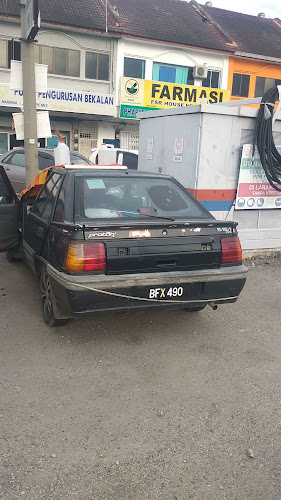 Opinii despre Mr chicck pantai remis în Pantai Remis - Gastronomi dan perhotelan