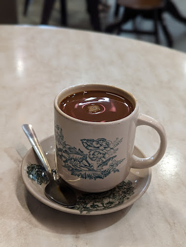 East Coast Hainan Cafe - Gastronomi dan perhotelan