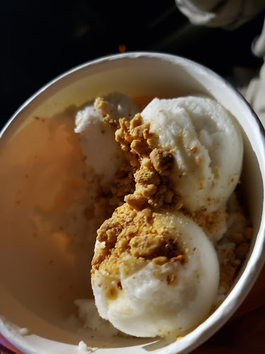 Opinii despre Aiskrim pulut kampung baru în Kuala Lumpur - Gastronomi dan perhotelan