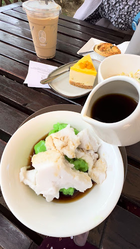 Comentarii opinii despre Aurora Coffee House