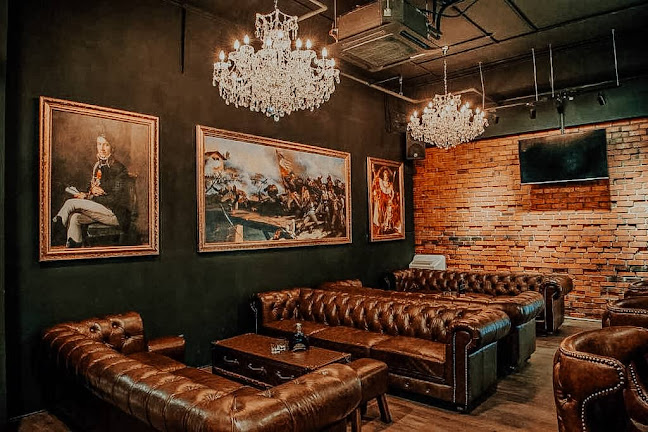 W Social Club - Jelutong