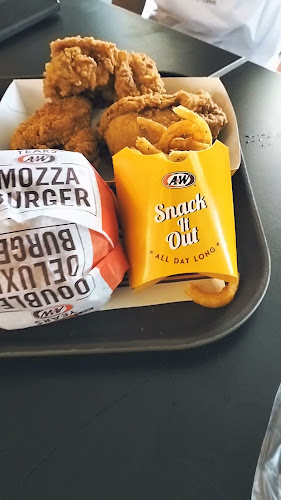 Opinii despre A&W Inanam în Kota Kinabalu - Gastronomi dan perhotelan