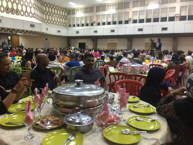 Comentarii opinii despre M. Gulam Rasul restaurant & Catering