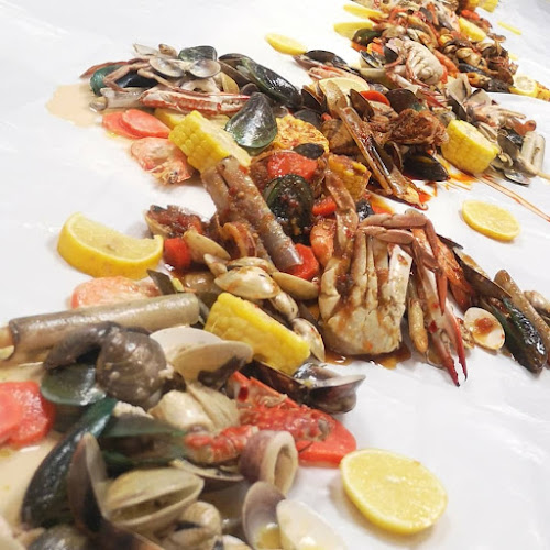 Berrumbu Kitchen Permaisuri - Gastronomi dan perhotelan