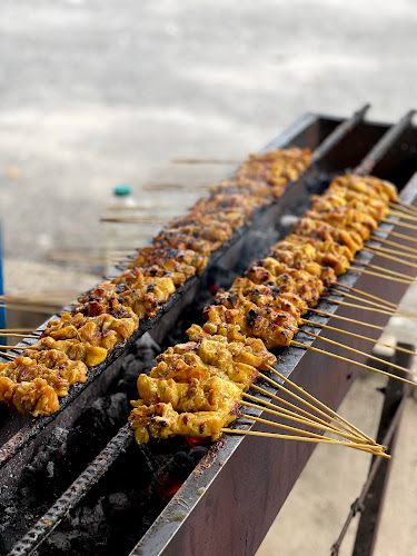 Kedai Nasi Dagang Kak Yah - Gastronomi dan perhotelan