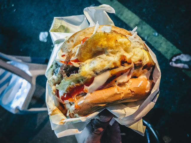 Gerai Master Burger - Gastronomi dan perhotelan