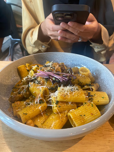 Comentarii opinii despre BEAN BROTHERS KL