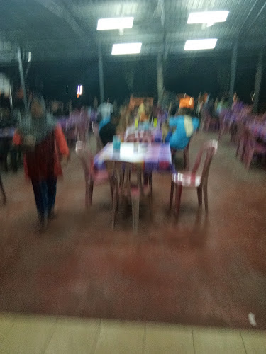 Medan Selera Kg Raja (Kak Ayu) - Besut