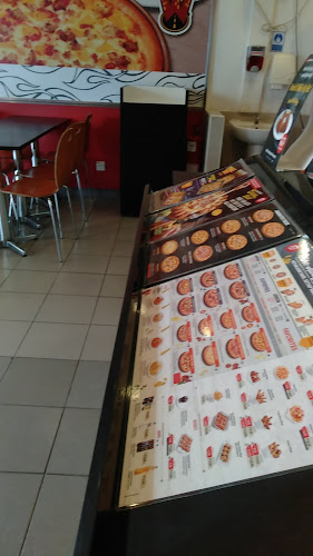 Pizza Hut Delivery Kuala Berang - Gastronomi dan perhotelan