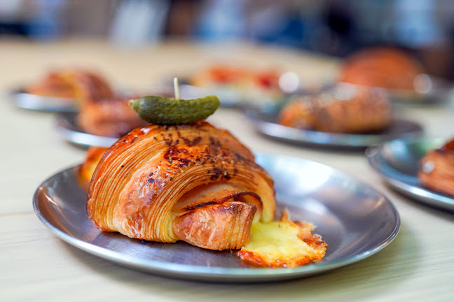 Opinii despre VCR Mont Kiara în Kuala Lumpur - Gastronomi dan perhotelan