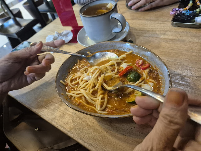 Kedai Kopi Kebun - Gastronomi dan perhotelan