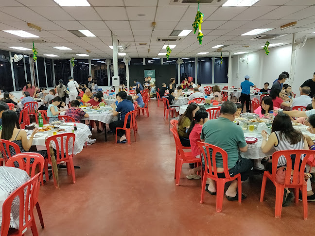 Lala Chong Kayu Ara Seafood Restaurant - Gastronomi dan perhotelan