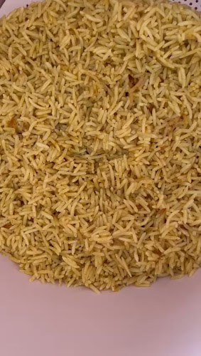 Opinii despre Kak Roy Cafe în Miir - Gastronomi dan perhotelan