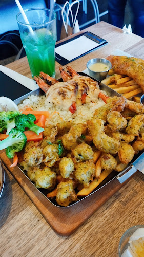 AEON Mall, Jln Akuatik 13/64, Seksyen 13, 40100 Shah Alam, Selangor