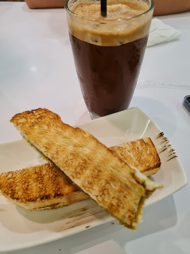 Comentarii opinii despre WaaronKuus Cafe