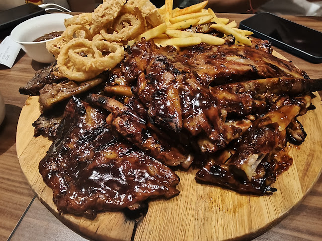 Opinii despre Howdy Grillhouse în Kuching - Gastronomi dan perhotelan