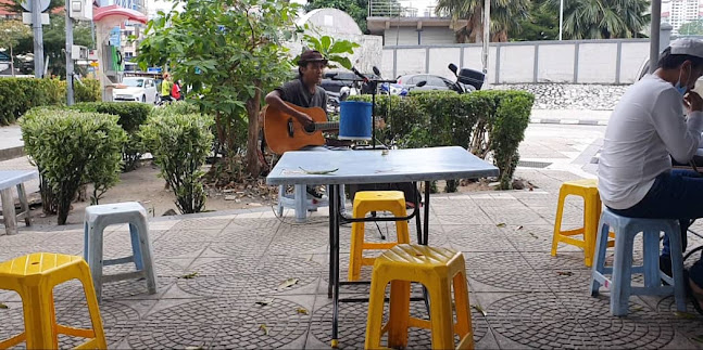 Medan Selera Jalan Raja Muda Abdul Aziz