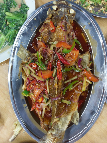 Opinii despre Restoran Shi Zhi Wei în Tapah - Gastronomi dan perhotelan